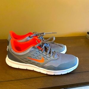 NIKE size 8 grey, white and neon orange running shoes